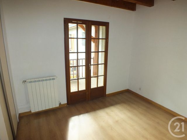 Afficher la photo en grand Appartement F5 à vendre - 5 pièces - 93.11 m2 - LANNEMEZAN - 65 - MIDI-PYRENEES - Century 21 Gm Immobilier