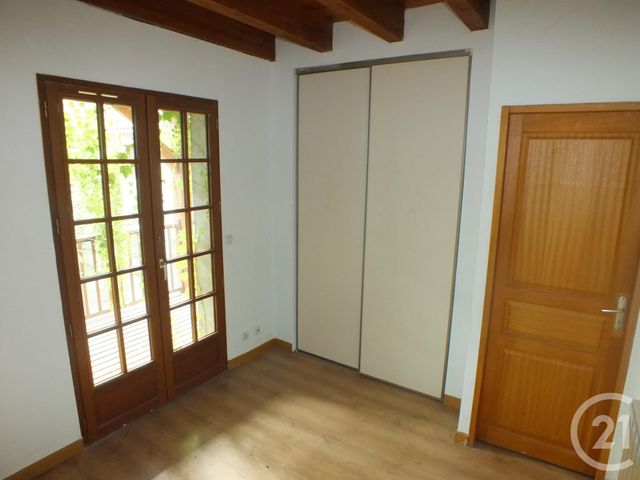 Afficher la photo en grand Appartement F5 à vendre - 5 pièces - 93.11 m2 - LANNEMEZAN - 65 - MIDI-PYRENEES - Century 21 Gm Immobilier