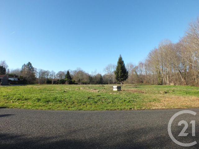 Afficher la photo en grand terrain à vendre - 2200.0 m2 - TUZAGUET - 65 - MIDI-PYRENEES - Century 21 Gm Immobilier