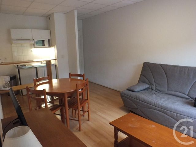 Appartement T2 à vendre - 2 pièces - 38.37 m2 - CAPVERN LES BAINS - 65 - MIDI-PYRENEES - Century 21 Gm Immobilier Appartement T2 à vendre - 2 pièces - 38.37 m2 - CAPVERN LES BAINS - 65 - MIDI-PYRENEES - Century 21 Gm Immobilier