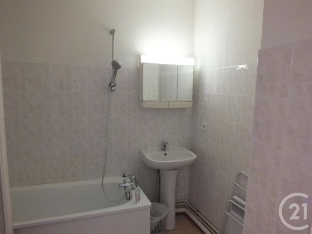 Appartement T2 à vendre - 2 pièces - 38.37 m2 - CAPVERN LES BAINS - 65 - MIDI-PYRENEES - Century 21 Gm Immobilier Appartement T2 à vendre - 2 pièces - 38.37 m2 - CAPVERN LES BAINS - 65 - MIDI-PYRENEES - Century 21 Gm Immobilier