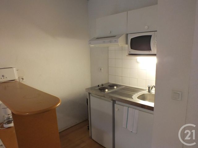 Appartement T2 à vendre - 2 pièces - 38.37 m2 - CAPVERN LES BAINS - 65 - MIDI-PYRENEES - Century 21 Gm Immobilier Appartement T2 à vendre - 2 pièces - 38.37 m2 - CAPVERN LES BAINS - 65 - MIDI-PYRENEES - Century 21 Gm Immobilier