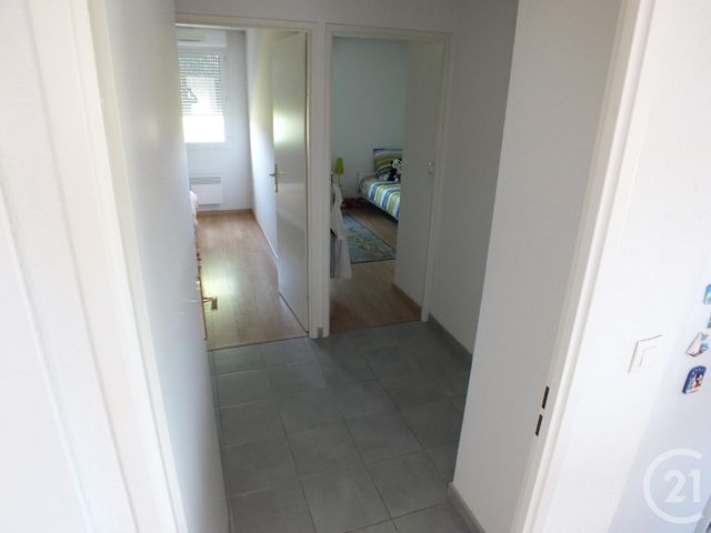 Afficher la photo en grand Appartement T3 à vendre - 3 pièces - 55.72 m2 - LANNEMEZAN - 65 - MIDI-PYRENEES - Century 21 Gm Immobilier