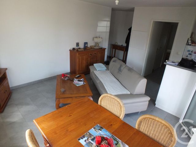 Afficher la photo en grand Appartement T3 à vendre - 3 pièces - 55.72 m2 - LANNEMEZAN - 65 - MIDI-PYRENEES - Century 21 Gm Immobilier