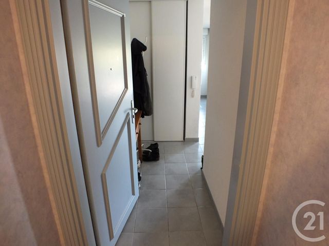 Afficher la photo en grand Appartement T3 à vendre - 3 pièces - 55.72 m2 - LANNEMEZAN - 65 - MIDI-PYRENEES - Century 21 Gm Immobilier