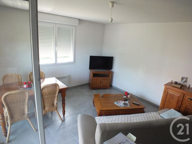 Afficher la photo en grand Appartement T3 à vendre - 3 pièces - 55.72 m2 - LANNEMEZAN - 65 - MIDI-PYRENEES - Century 21 Gm Immobilier