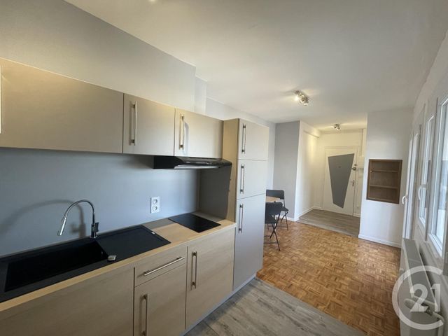 Afficher la photo en grand Appartement T1 à vendre - 1 pièce - 26.64 m2 - LANNEMEZAN - 65 - MIDI-PYRENEES - Century 21 Gm Immobilier