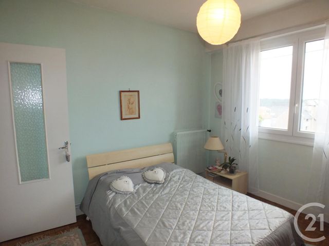 Afficher la photo en grand Appartement F3 à vendre - 3 pièces - 74.16 m2 - LANNEMEZAN - 65 - MIDI-PYRENEES - Century 21 Gm Immobilier