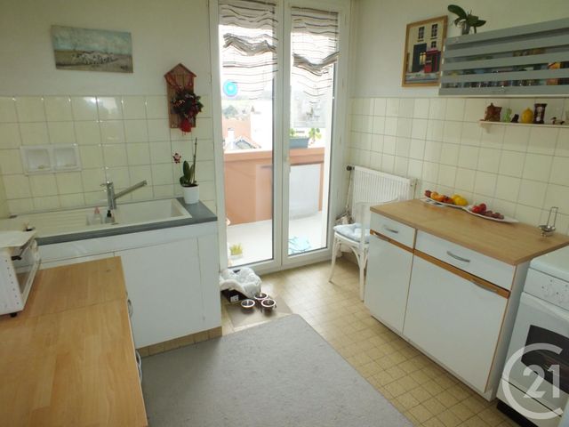 Afficher la photo en grand Appartement F3 à vendre - 3 pièces - 74.16 m2 - LANNEMEZAN - 65 - MIDI-PYRENEES - Century 21 Gm Immobilier