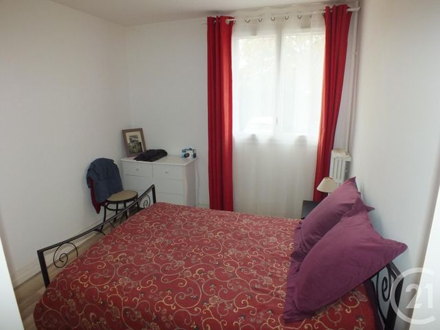 Afficher la photo en grand Appartement F4 à vendre - 4 pièces - 64.65 m2 - LANNEMEZAN - 65 - MIDI-PYRENEES - Century 21 Gm Immobilier