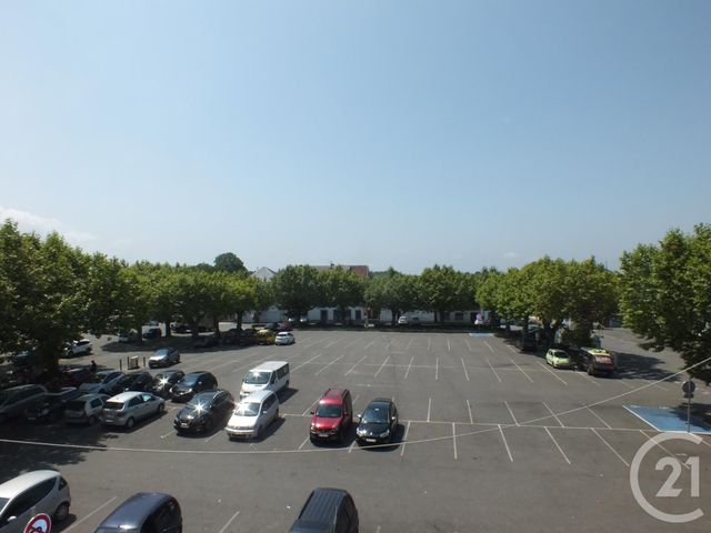 Afficher la photo en grand Appartement F4 à vendre - 4 pièces - 65.34 m2 - LANNEMEZAN - 65 - MIDI-PYRENEES - Century 21 Gm Immobilier
