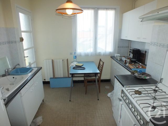Afficher la photo en grand Appartement F4 à vendre - 4 pièces - 65.34 m2 - LANNEMEZAN - 65 - MIDI-PYRENEES - Century 21 Gm Immobilier
