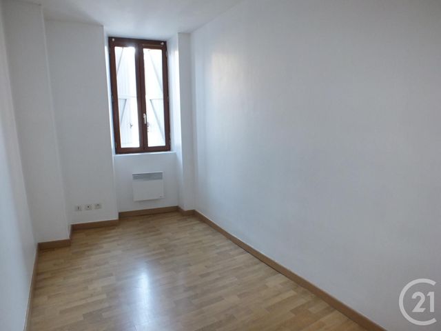 Afficher la photo en grand Appartement F3 à louer - 3 pièces - 62.4 m2 - LANNEMEZAN - 65 - MIDI-PYRENEES - Century 21 Gm Immobilier