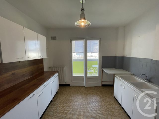 Afficher la photo en grand appartement à vendre - 2 pièces - 45.99 m2 - LANNEMEZAN - 65 - MIDI-PYRENEES - Century 21 Gm Immobilier