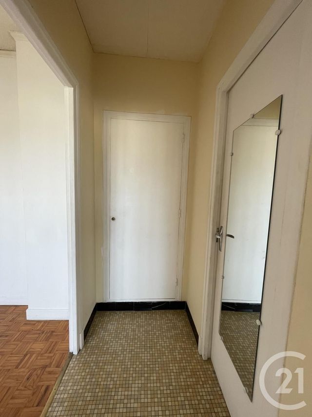 Afficher la photo en grand appartement à vendre - 2 pièces - 45.99 m2 - LANNEMEZAN - 65 - MIDI-PYRENEES - Century 21 Gm Immobilier