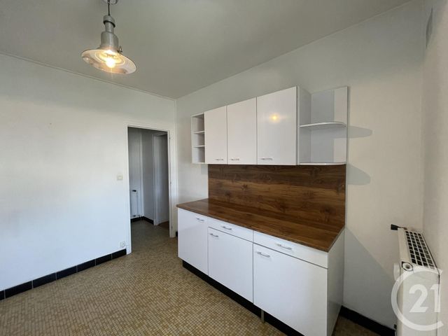 Afficher la photo en grand appartement à vendre - 2 pièces - 45.99 m2 - LANNEMEZAN - 65 - MIDI-PYRENEES - Century 21 Gm Immobilier