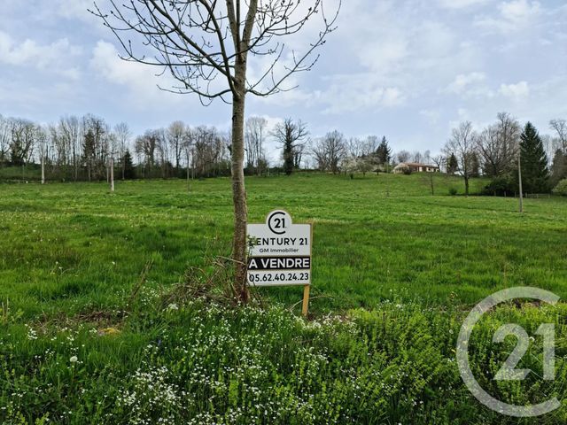 Afficher la photo en grand terrain à vendre - 1601.0 m2 - ESCALA - 65 - MIDI-PYRENEES - Century 21 Gm Immobilier