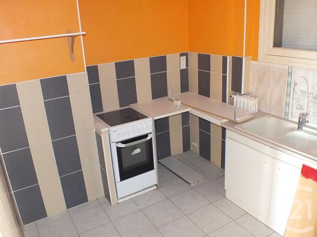 Afficher la photo en grand Appartement T3 à vendre - 3 pièces - 65.02 m2 - LANNEMEZAN - 65 - MIDI-PYRENEES - Century 21 Gm Immobilier
