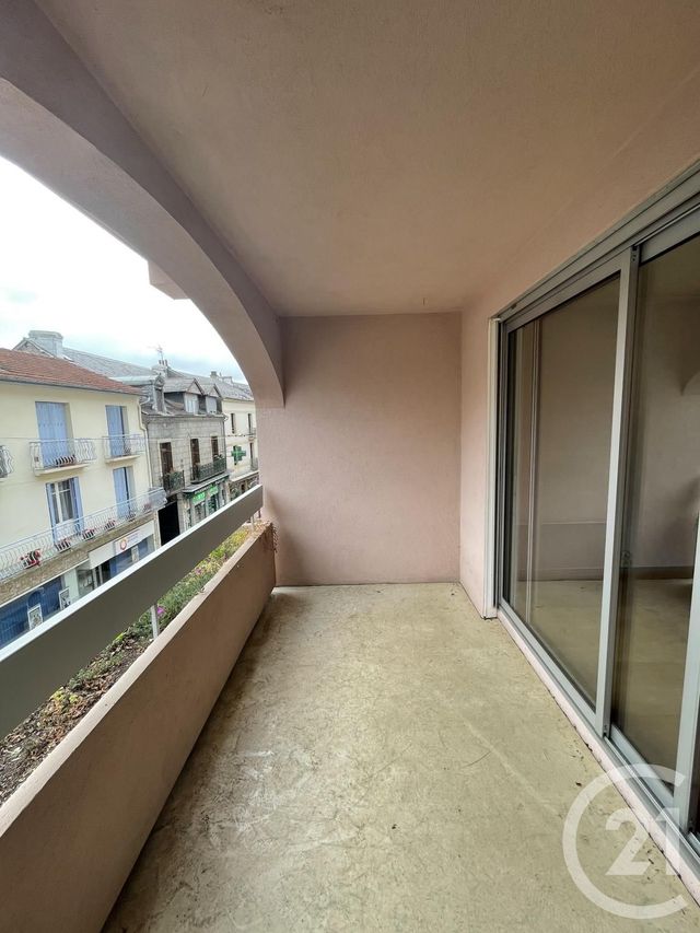 Appartement F3 à vendre - 3 pièces - 76.0 m2 - LANNEMEZAN - 65 - MIDI-PYRENEES - Century 21 Gm Immobilier Appartement F3 à vendre - 3 pièces - 76.0 m2 - LANNEMEZAN - 65 - MIDI-PYRENEES - Century 21 Gm Immobilier