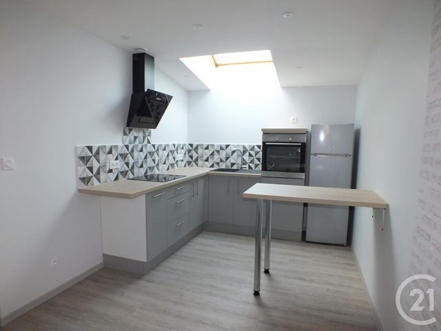Afficher la photo en grand Appartement F2 à louer - 2 pièces - 30.6 m2 - LANNEMEZAN - 65 - MIDI-PYRENEES - Century 21 Gm Immobilier