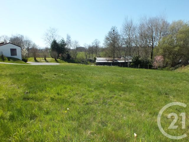 Afficher la photo en grand terrain à vendre - 2600.0 m2 - LANNEMEZAN - 65 - MIDI-PYRENEES - Century 21 Gm Immobilier