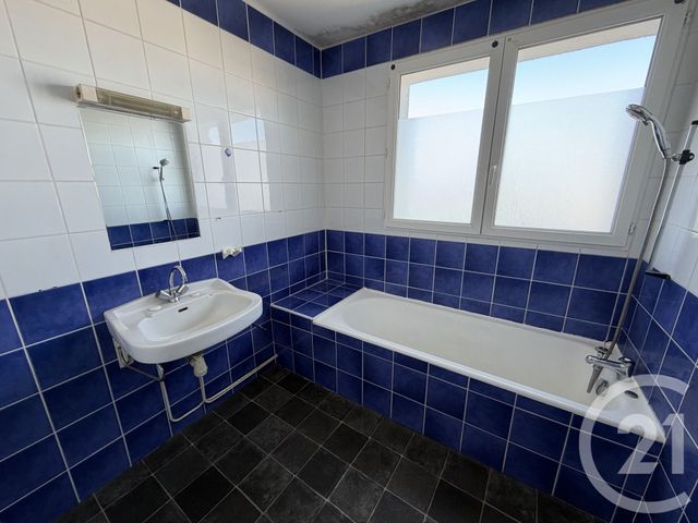 Appartement T3 à vendre - 3 pièces - 67.09 m2 - LANNEMEZAN - 65 - MIDI-PYRENEES - Century 21 Gm Immobilier
