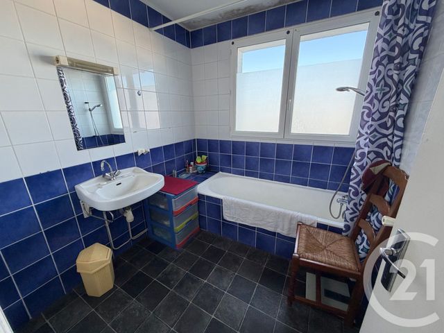 Appartement T3 à vendre - 3 pièces - 67.09 m2 - LANNEMEZAN - 65 - MIDI-PYRENEES - Century 21 Gm Immobilier