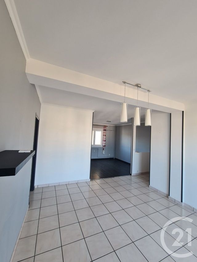 Appartement F3 à louer - 3 pièces - 78.81 m2 - LANNEMEZAN - 65 - MIDI-PYRENEES - Century 21 Gm Immobilier