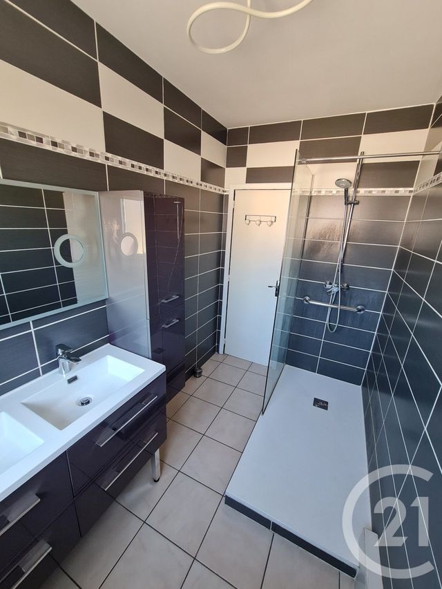 Appartement F3 à louer - 3 pièces - 78.81 m2 - LANNEMEZAN - 65 - MIDI-PYRENEES - Century 21 Gm Immobilier