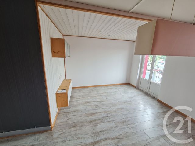 Afficher la photo en grand Appartement F2 à louer - 2 pièces - 42.68 m2 - LANNEMEZAN - 65 - MIDI-PYRENEES - Century 21 Gm Immobilier