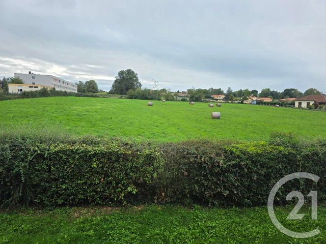 Appartement T2 à vendre - 2 pièces - 37.3 m2 - LANNEMEZAN - 65 - MIDI-PYRENEES - Century 21 Gm Immobilier