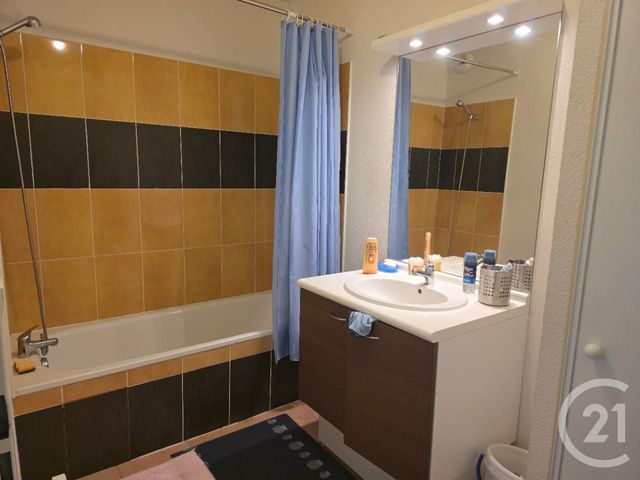 Appartement T2 à vendre - 2 pièces - 37.3 m2 - LANNEMEZAN - 65 - MIDI-PYRENEES - Century 21 Gm Immobilier