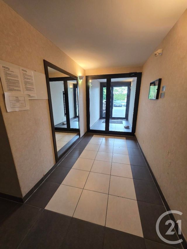 Appartement T2 à vendre - 2 pièces - 37.3 m2 - LANNEMEZAN - 65 - MIDI-PYRENEES - Century 21 Gm Immobilier