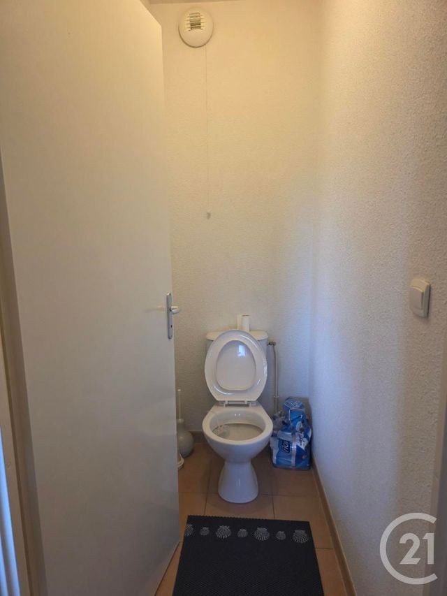 Appartement T2 à vendre - 2 pièces - 37.3 m2 - LANNEMEZAN - 65 - MIDI-PYRENEES - Century 21 Gm Immobilier