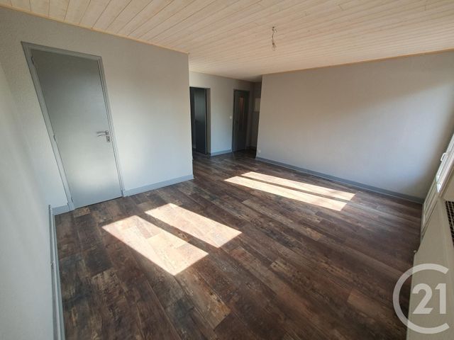 Afficher la photo en grand Appartement à louer - 2 pièces - 45.7 m2 - LANNEMEZAN - 65 - MIDI-PYRENEES - Century 21 Gm Immobilier