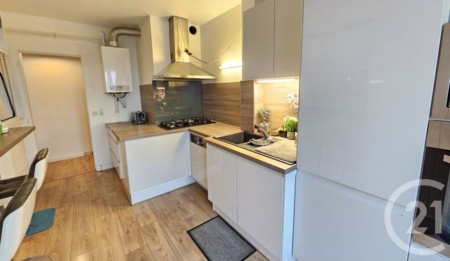 Appartement F4 à vendre - 4 pièces - 112.69 m2 - LANNEMEZAN - 65 - MIDI-PYRENEES - Century 21 Gm Immobilier