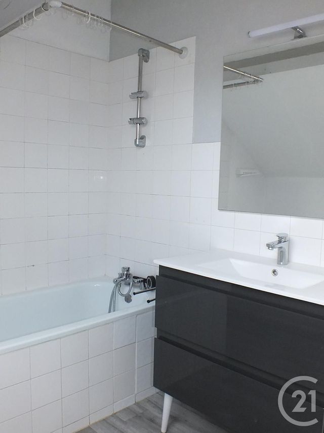 Appartement F3 à louer - 3 pièces - 57.0 m2 - LANNEMEZAN - 65 - MIDI-PYRENEES - Century 21 Gm Immobilier