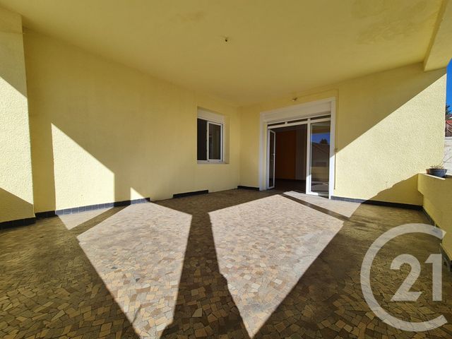 Appartement F3 à louer - 3 pièces - 80.21 m2 - LANNEMEZAN - 65 - MIDI-PYRENEES - Century 21 Gm Immobilier