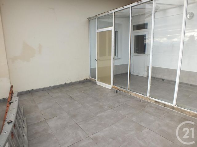 Appartement F3 à louer - 3 pièces - 79.91 m2 - LANNEMEZAN - 65 - MIDI-PYRENEES - Century 21 Gm Immobilier