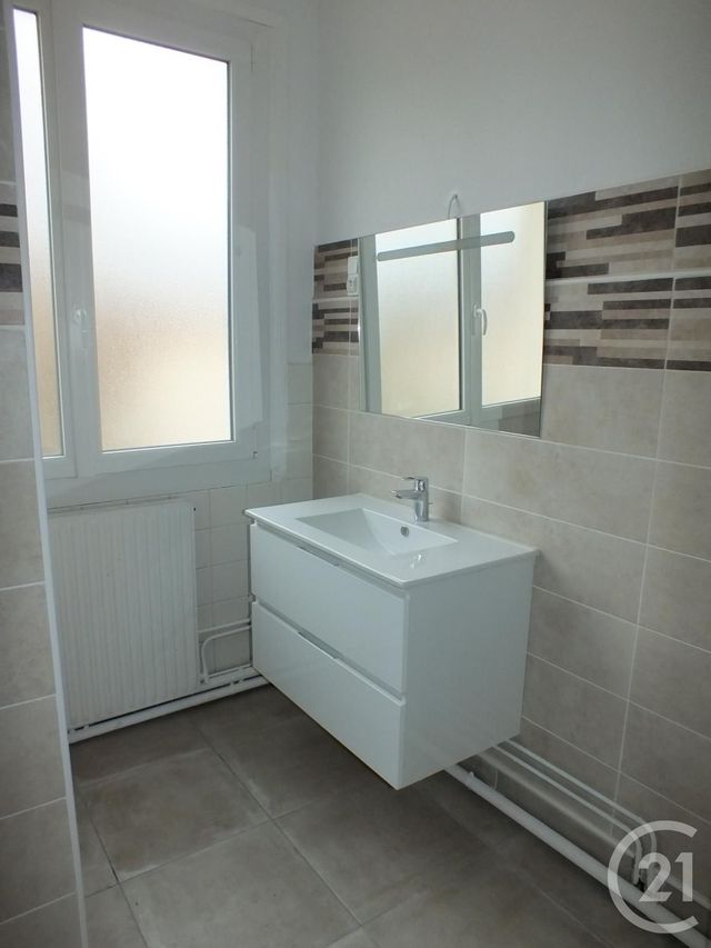 Appartement F3 à louer - 3 pièces - 79.91 m2 - LANNEMEZAN - 65 - MIDI-PYRENEES - Century 21 Gm Immobilier