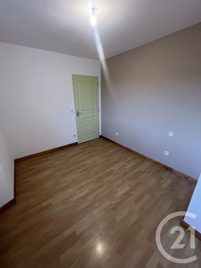 Appartement F3 à louer - 3 pièces - 60.41 m2 - ESPECHE - 65 - MIDI-PYRENEES - Century 21 Gm Immobilier