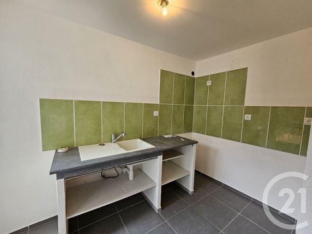 Appartement T3 à vendre - 4 pièces - 70.76 m2 - CAPVERN LES BAINS - 65 - MIDI-PYRENEES - Century 21 Gm Immobilier