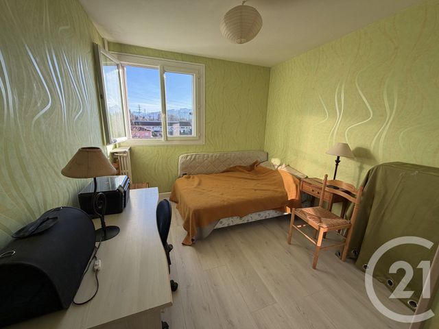 Appartement T4 à vendre - 5 pièces - 74.81 m2 - LANNEMEZAN - 65 - MIDI-PYRENEES - Century 21 Gm Immobilier