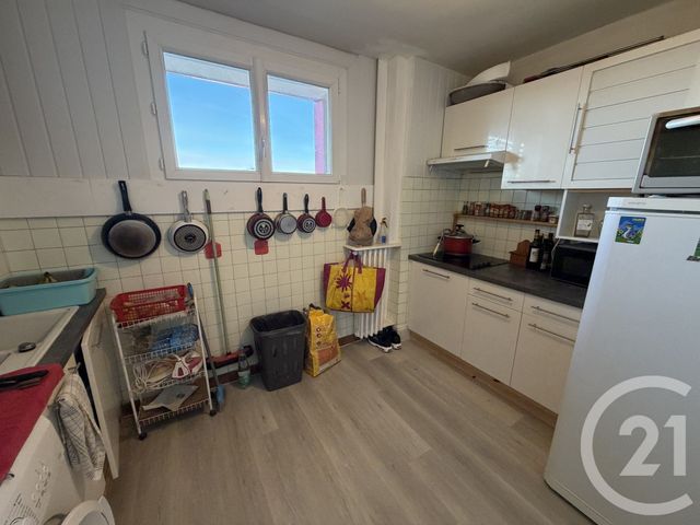 Appartement T4 à vendre - 5 pièces - 74.81 m2 - LANNEMEZAN - 65 - MIDI-PYRENEES - Century 21 Gm Immobilier