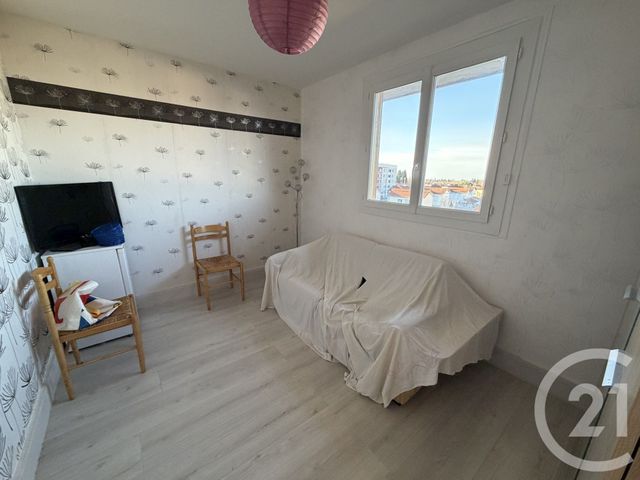 Appartement T4 à vendre - 5 pièces - 74.81 m2 - LANNEMEZAN - 65 - MIDI-PYRENEES - Century 21 Gm Immobilier