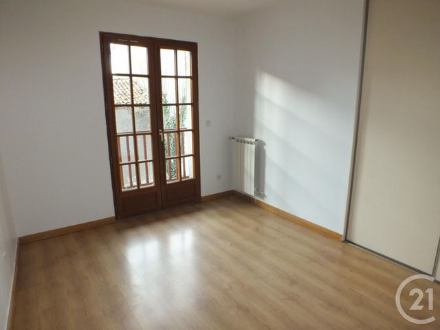 Appartement F3 à louer - 3 pièces - 86.48 m2 - LANNEMEZAN - 65 - MIDI-PYRENEES - Century 21 Gm Immobilier