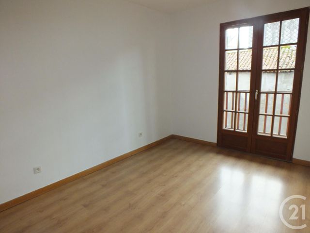 Appartement F3 à louer - 3 pièces - 86.48 m2 - LANNEMEZAN - 65 - MIDI-PYRENEES - Century 21 Gm Immobilier