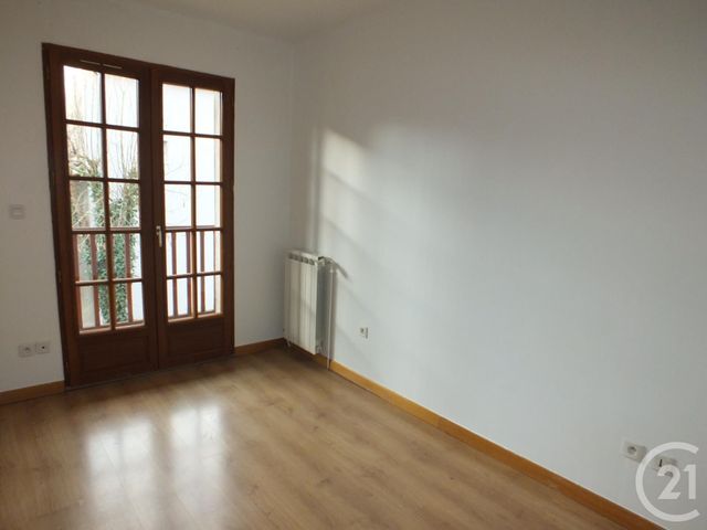 Appartement F3 à louer - 3 pièces - 86.48 m2 - LANNEMEZAN - 65 - MIDI-PYRENEES - Century 21 Gm Immobilier