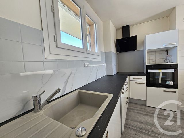 Appartement T3 à vendre - 3 pièces - 52.14 m2 - LANNEMEZAN - 65 - MIDI-PYRENEES - Century 21 Gm Immobilier