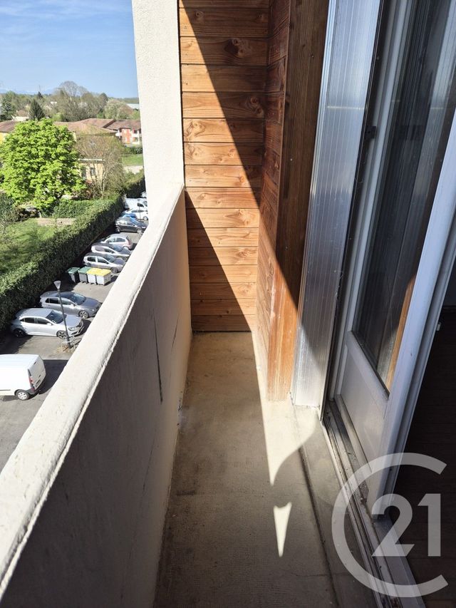 Appartement T4 à vendre - 4 pièces - 62.0 m2 - LANNEMEZAN - 65 - MIDI-PYRENEES - Century 21 Gm Immobilier